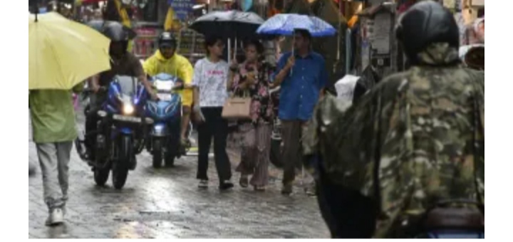 UK Weather Today: उत्तराखंड में मौसम ने फिर ली करवट, 8 जिलों में बारिश का यलो अलर्ट